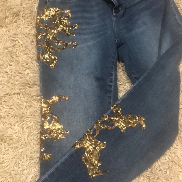 Jeans - Picture 3 of 5